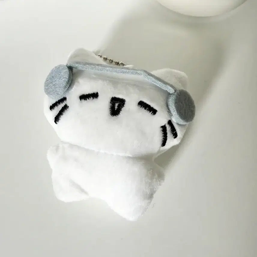 [BUNJANG] Headphone Cat Plush Keychain / 헤드폰 고양이 인형 키링