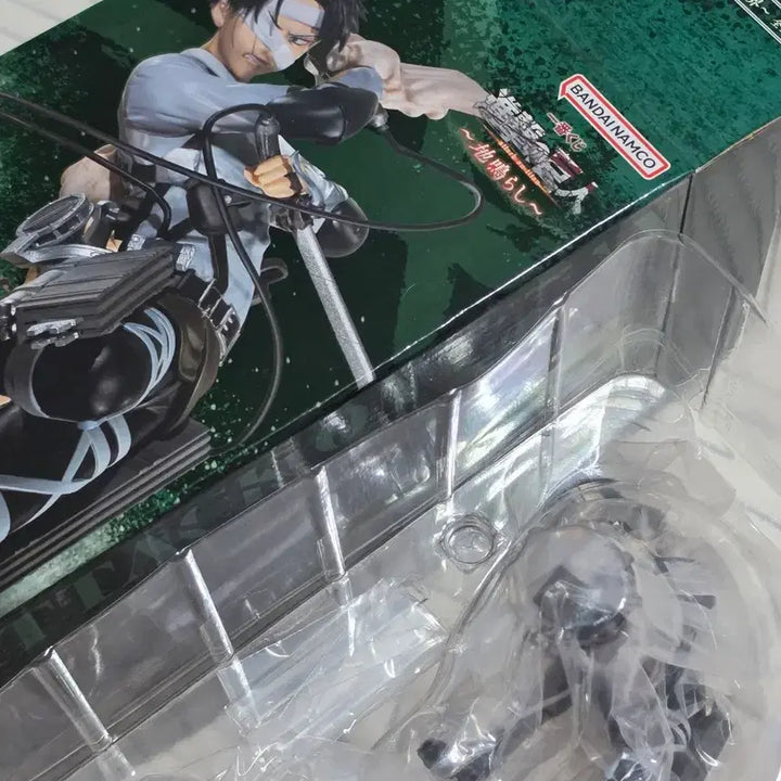 [BUNJANG] Attack on Titan Levi B Prize Figure / [새상품]진격의거인 제일복권 땅울림 리바이 b상 피규어 진격거