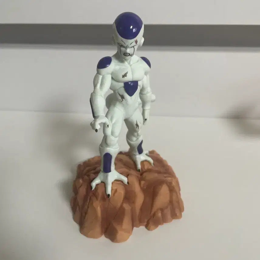 [BUNJANG] Dragon Ball Freezer Figure / 드래곤볼 피규어 프리저