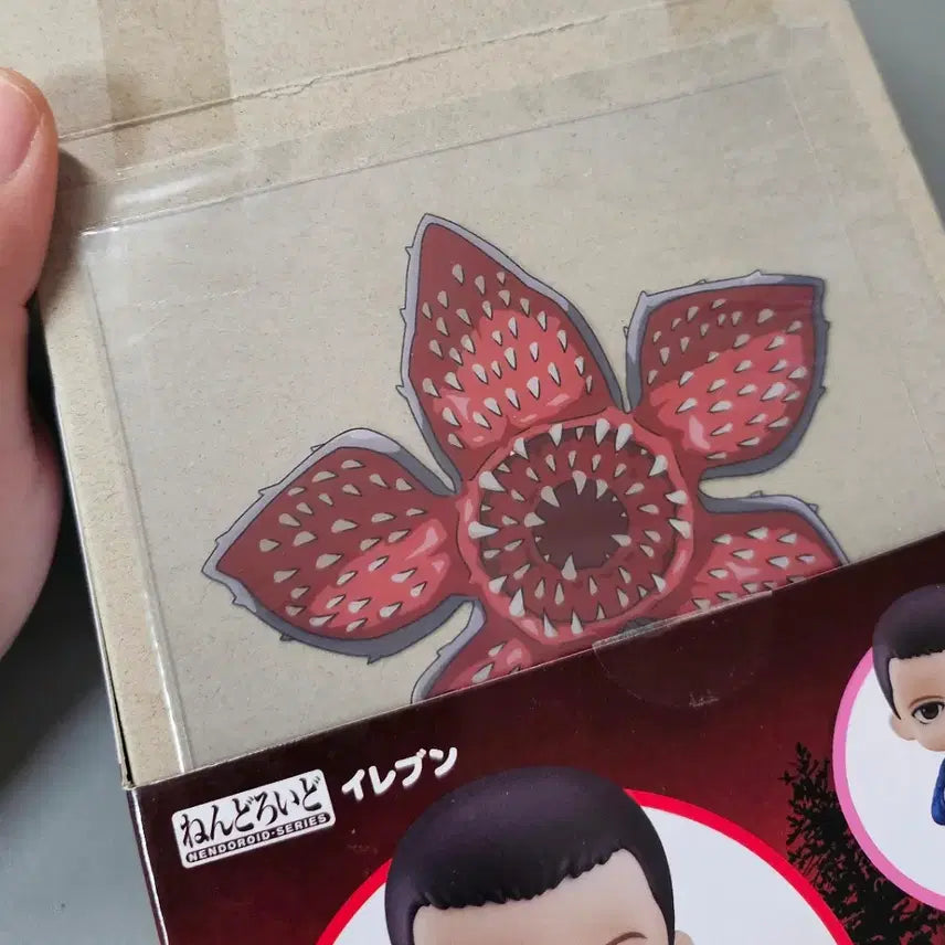 [BUNJANG] Stranger Things Eleven Nendoroid (Unsealed) / 기묘한이야기 일레븐 넨도로이드(개봉)