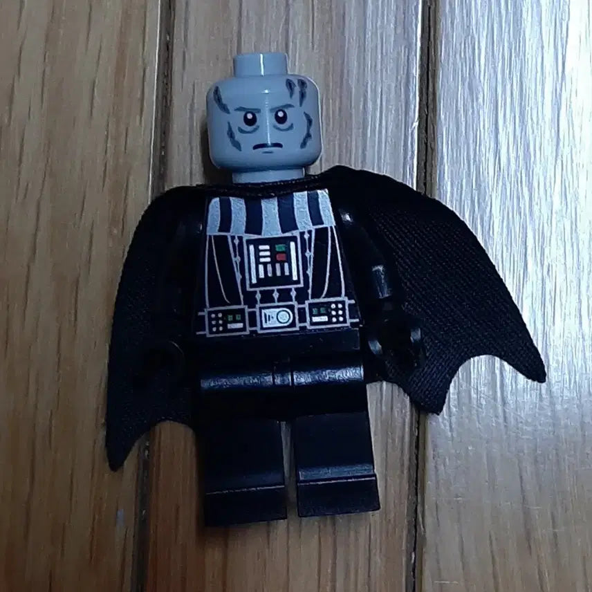 [BUNJANG] LEGO Star Wars Darth Vader Figure / 레고 다스베이더 피규어
