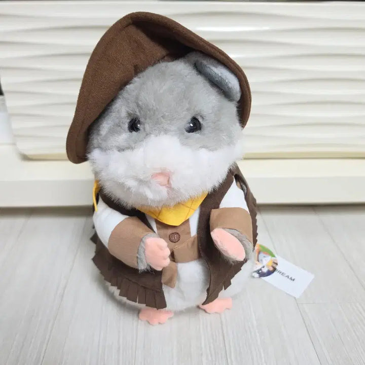 [BUNJANG] Cowboy Chwe Hamzzi Gray Medium Doll (27cm) / 카우보이 최햄찌 그레이 27cm 중형 인형 판매