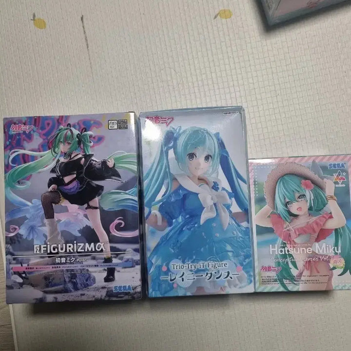 [BUNJANG] Hatsune Miku 3 Figure Set (Sealed Bundle Set) / 하츠네 미쿠 피규어 3종 세트(미개봉 일괄)
