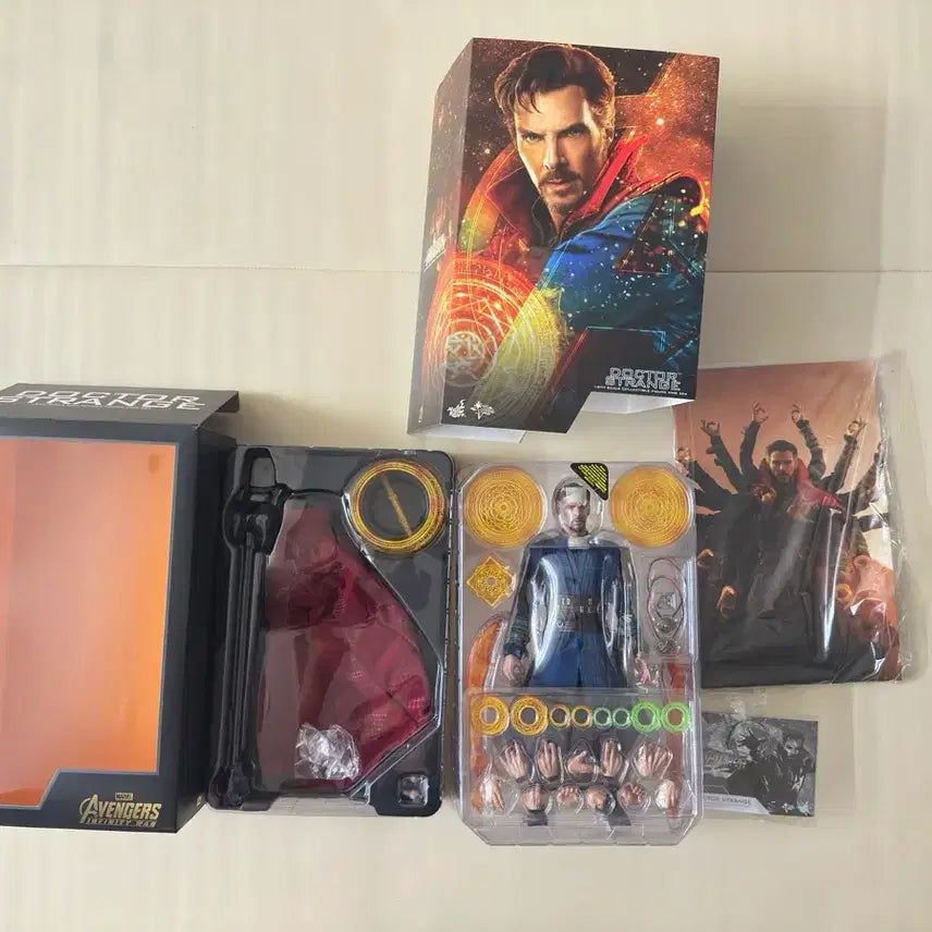 [BUNJANG] Hot Toys Infinity War Doctor Strange Unsealed / 핫토이 인피니티워 닥터 스트레인지 개봉 팝니다.