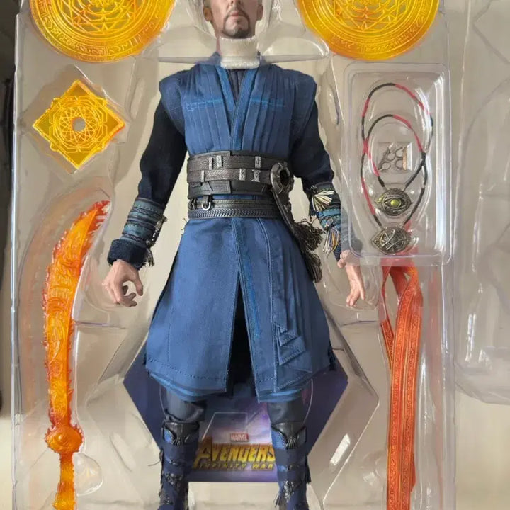 [BUNJANG] Hot Toys Infinity War Doctor Strange Unsealed / 핫토이 인피니티워 닥터 스트레인지 개봉 팝니다.