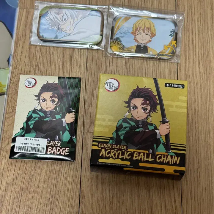 [BUNJANG] Demon Slayer Goods Set / 귀멸의 칼날 굿즈 세트