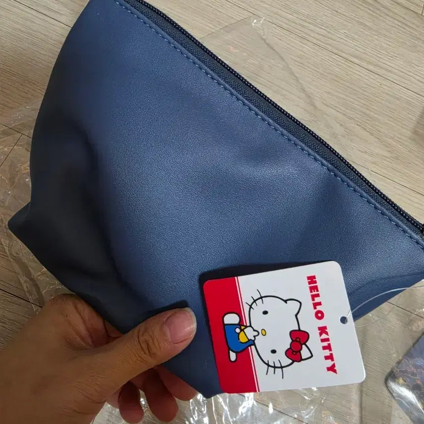 [BUNJANG] Hello Kitty Pouch / 키티 파우치