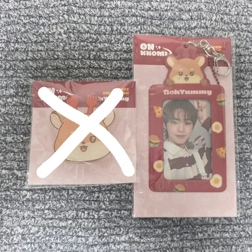 [BUNJANG] ONCOMIZ Hyojin Photocard Holder / 온꼬미즈 효진 포카홀더