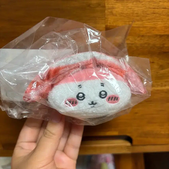 [BUNJANG] Chiikawa Crab Sushi Kuji Plush / 치이카와 카니 스시 초밥 쿠지 인형