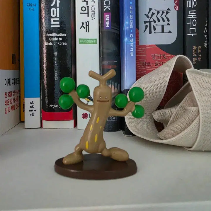 [BUNJANG] Pokemon Moncolle Kojimo Figure / 포켓몬 몬코레 코지모 팝니다