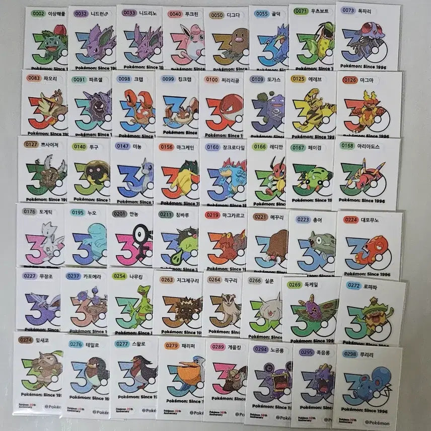 [BUNJANG] Pokemon 30th Anniversary 1013 Logo Stickers / 포켓몬 30주년 1013종 로고띠부씰 판매합니다