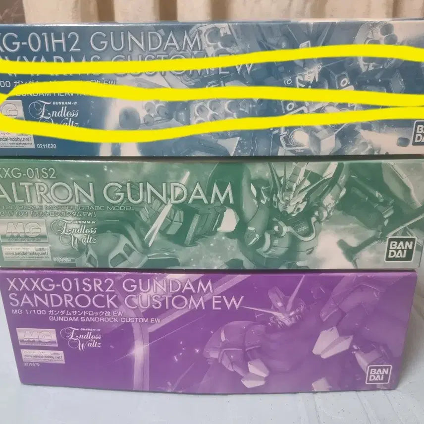 [BUNJANG] MG Sandrock Custom &amp; Altron Gundam Model Kit Bundle / MG 샌드록커스텀+알트론 팝니다.