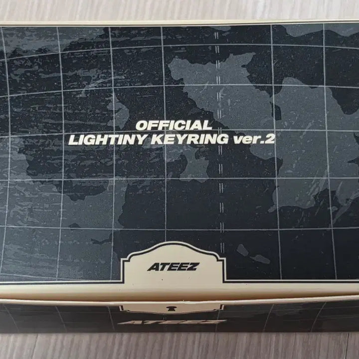 [BUNJANG] ATEEZ Lightstick Version 2 Keyring / 에이티즈 응원봉 버전2 키링 keyring