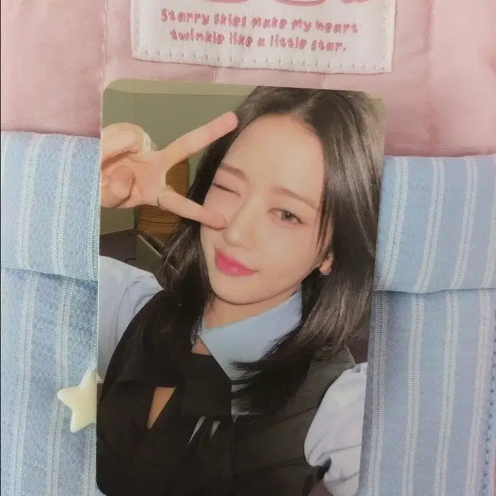 [BUNJANG] IVE Yujin Editude Studio Live Recording Photocard / 폭폭덤!!) 아이브 유진 에디튜드 공방 시세킹 판매합니다! 아이브 레이 이서 가을 유진 원영 리즈 얼빡 사복 이즈위 메이크스타 케타포 비트로드 위드뮤 사웨 애플뮤직 미니브