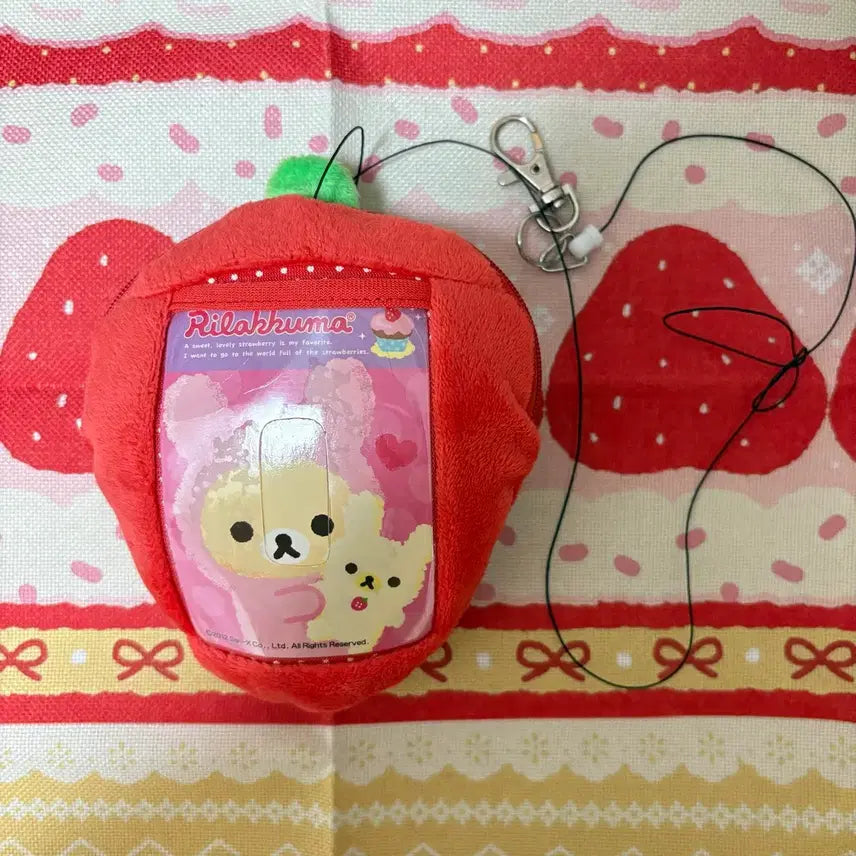 [BUNJANG] Korilakkuma Strawberry Rabbit Reel Pass / 코리락쿠마 딸기 우사기 릴패스