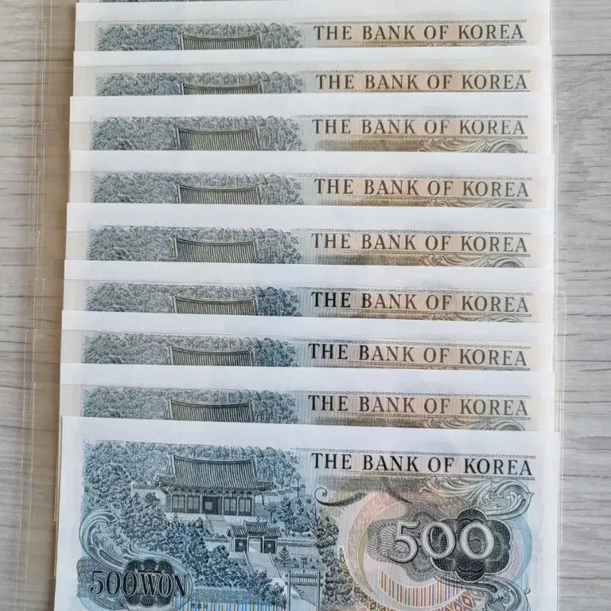 [BUNJANG] Yi Sun-sin 500 Won Banknotes (Unused, Set of 10) / 이순신 오백원 완전미사용 10연번 10장