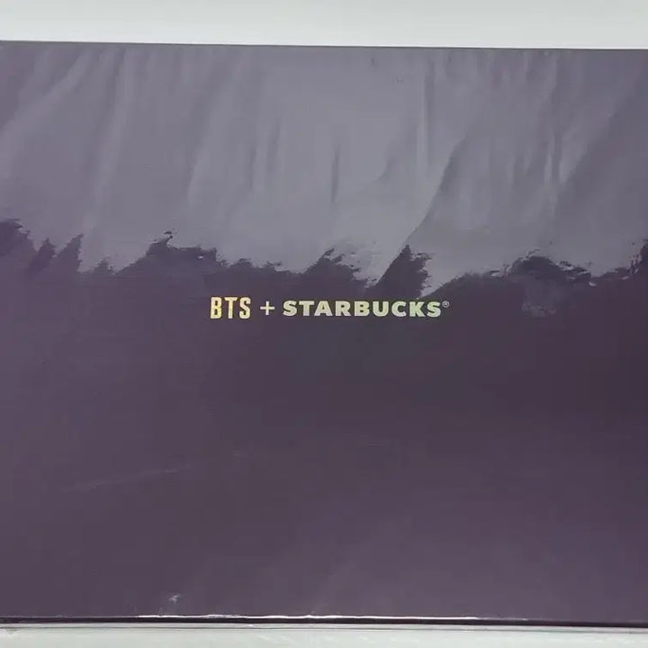 [BUNJANG] BTS Starbucks Collaboration Laptop Pouch L Size / [미개봉] BTS 스벅 콜라보 노트북 파우치 L사이즈