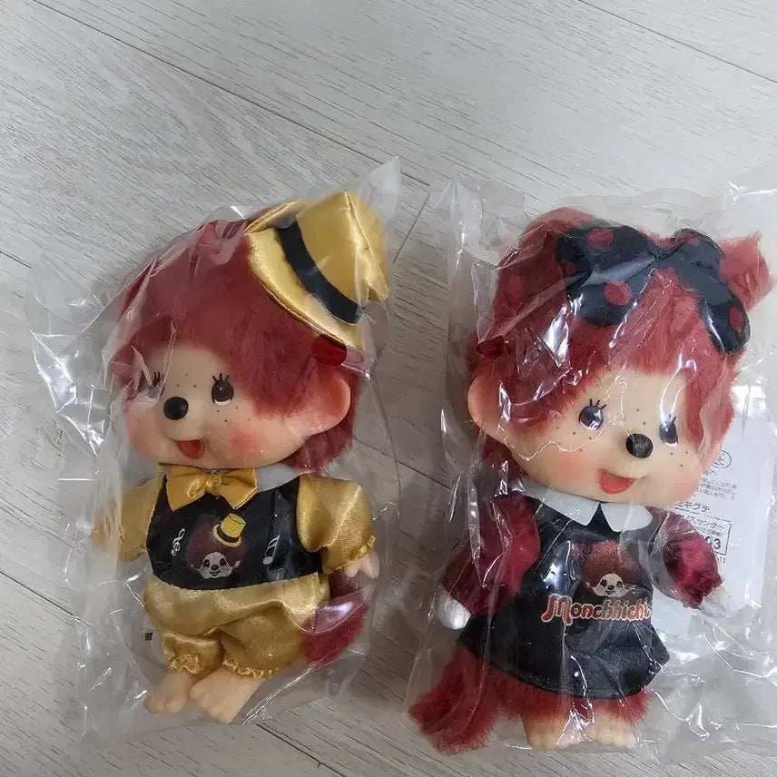 [BUNJANG] Monchhichi Hong Kong Limited Edition Set Red Cherry / 몬치치 홍콩 한정판 세트 레드체리