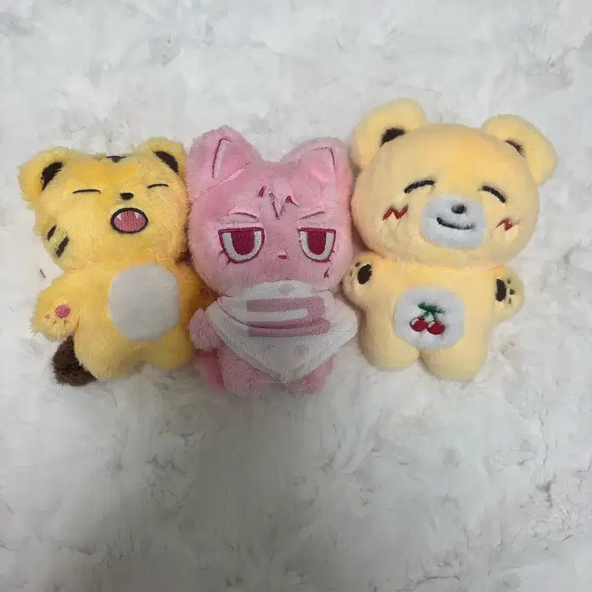 [BUNJANG] BIGBANG Official &amp; Unofficial Goods Bundle Set / 빅뱅 뱅봉, 공굿, 비공굿, 10깅 인형 일괄