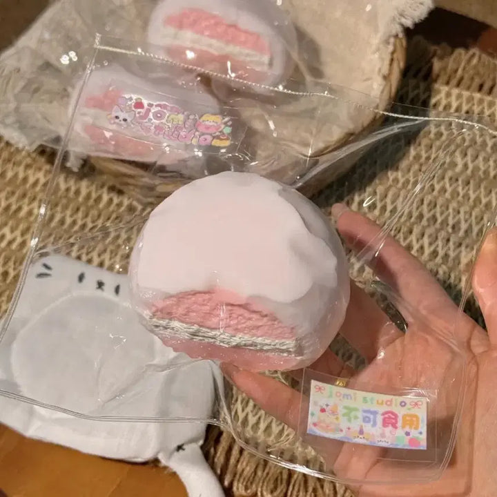 [BUNJANG] Pink Bean Paste Mochi / 핑크 앙금 찹쌀떡 말랑이 새상품