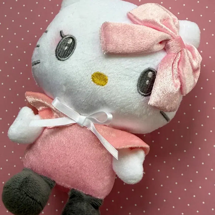 [BUNJANG] Sanrio Hello Kitty Angel Plush / 산리오 헬로키티 천사인형