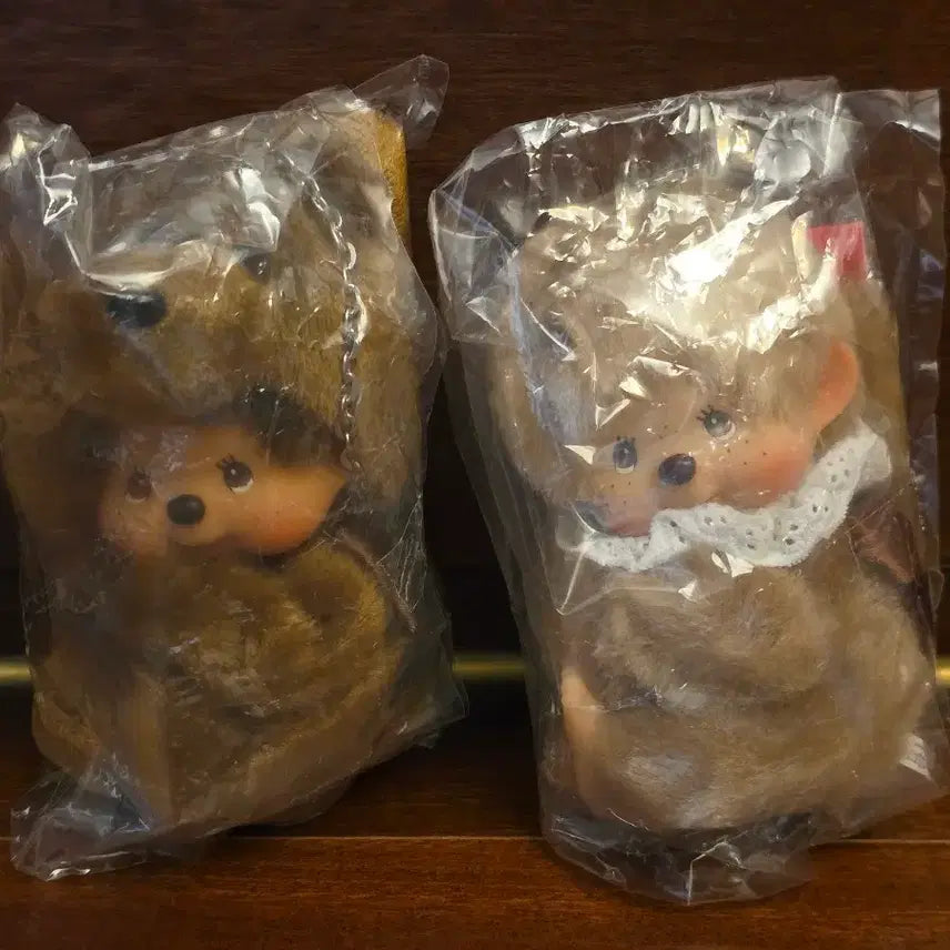 [BUNJANG] Sekiguchi Monchhichi Glove Holder Keychain - Bear Brown Lace / 미개봉 세키구치 몬치치 글로브 장갑 홀더 베어 브라운 레이스 키링 새제품