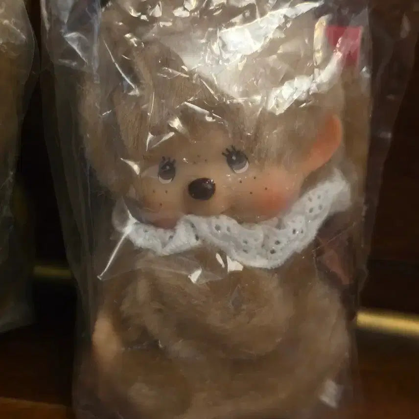 [BUNJANG] Sekiguchi Monchhichi Glove Holder Keychain - Bear Brown Lace / 미개봉 세키구치 몬치치 글로브 장갑 홀더 베어 브라운 레이스 키링 새제품