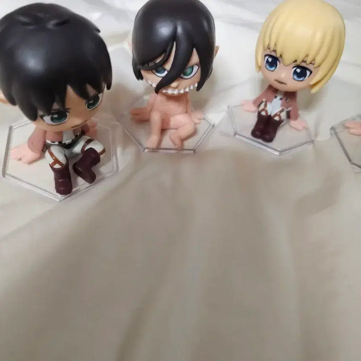 [BUNJANG] Attack on Titan Figure Set (5 Types) / (일괄)진격의거인 피규어 5종