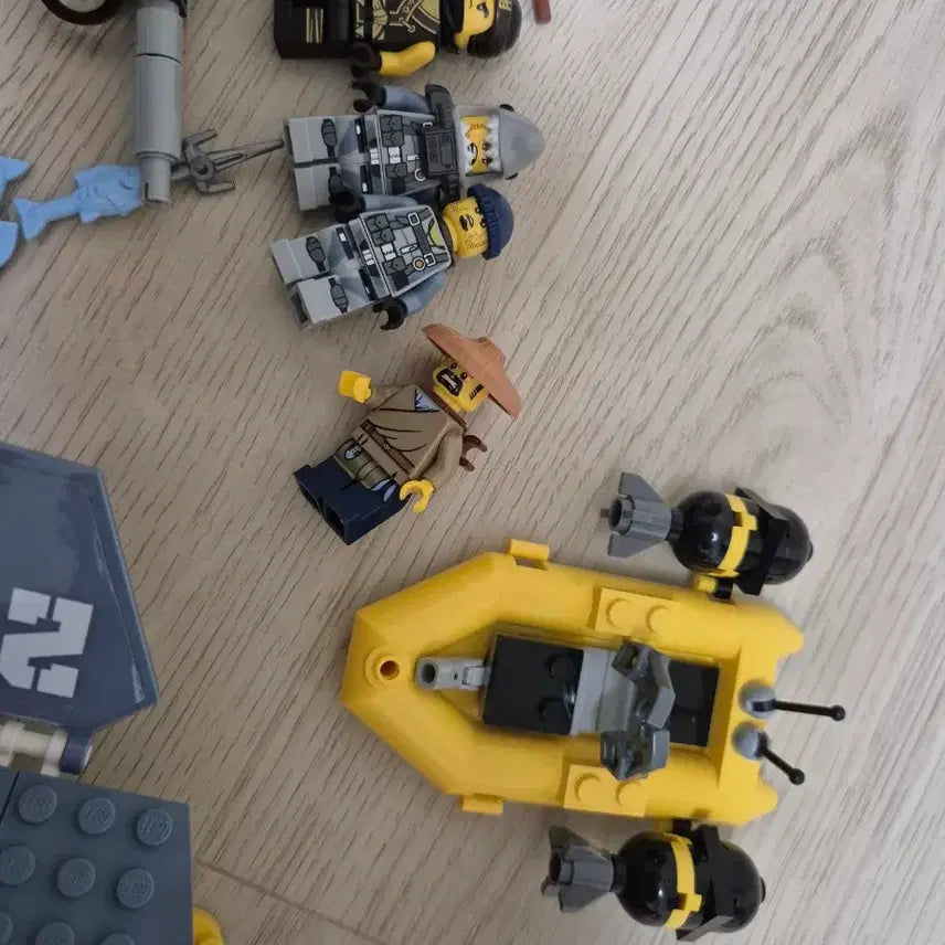 [BUNJANG] LEGO 70609 Manta Ray Bomber / 레고 70609 만타폭격기 팝니다