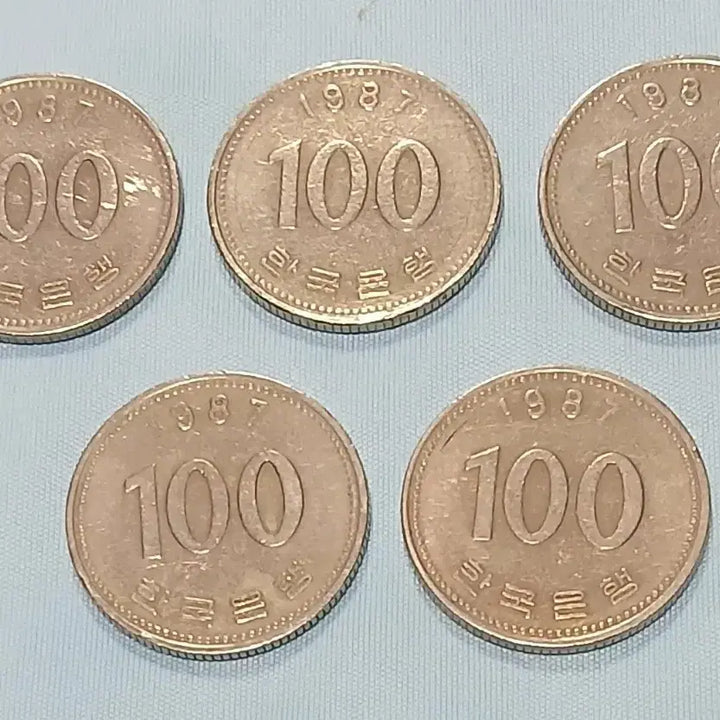 [BUNJANG] 1987 100 Won Coins Bundle Set (5 pieces) / 1987년 100원 동전 5개 일괄