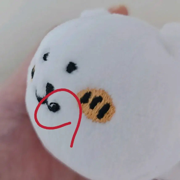 [BUNJANG] Nongdam Ggom Pin Accessory / 농담곰인형 옷핀으로된 제품 양도합니다 (하자있음)