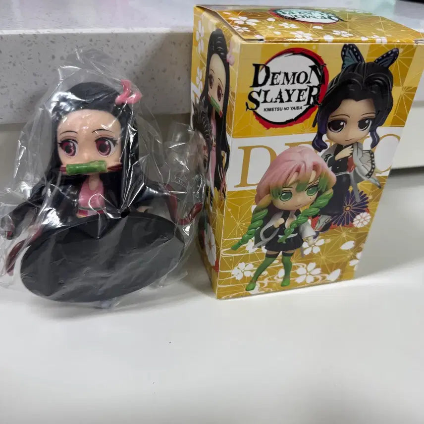 [BUNJANG] Demon Slayer Nezuko Figure / 귀멸의 칼날 네즈코 피규어