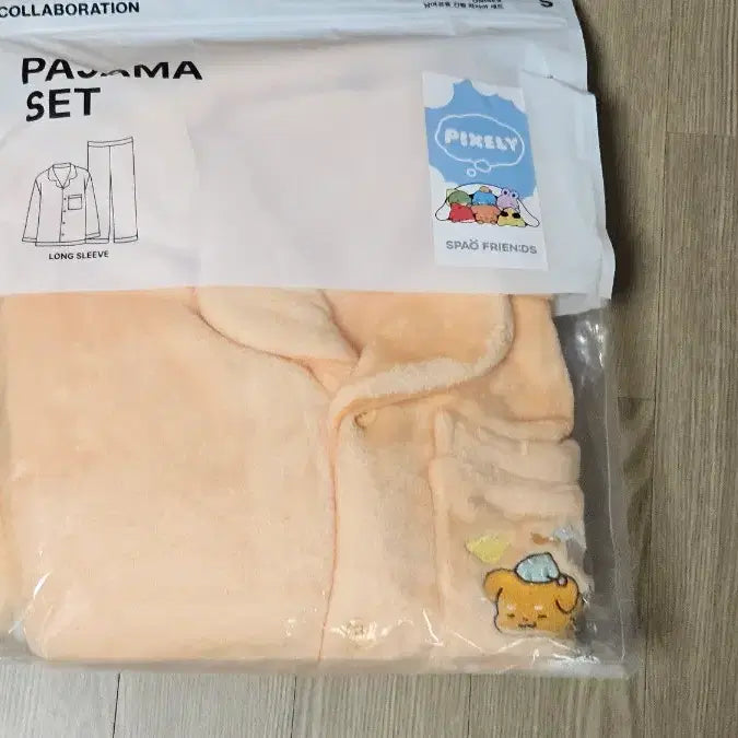 [BUNJANG] Pixelie SPAO Collaboration Pajamas - Duckge (S) / 픽셀리 스파오 수면잠옷 덕개 s