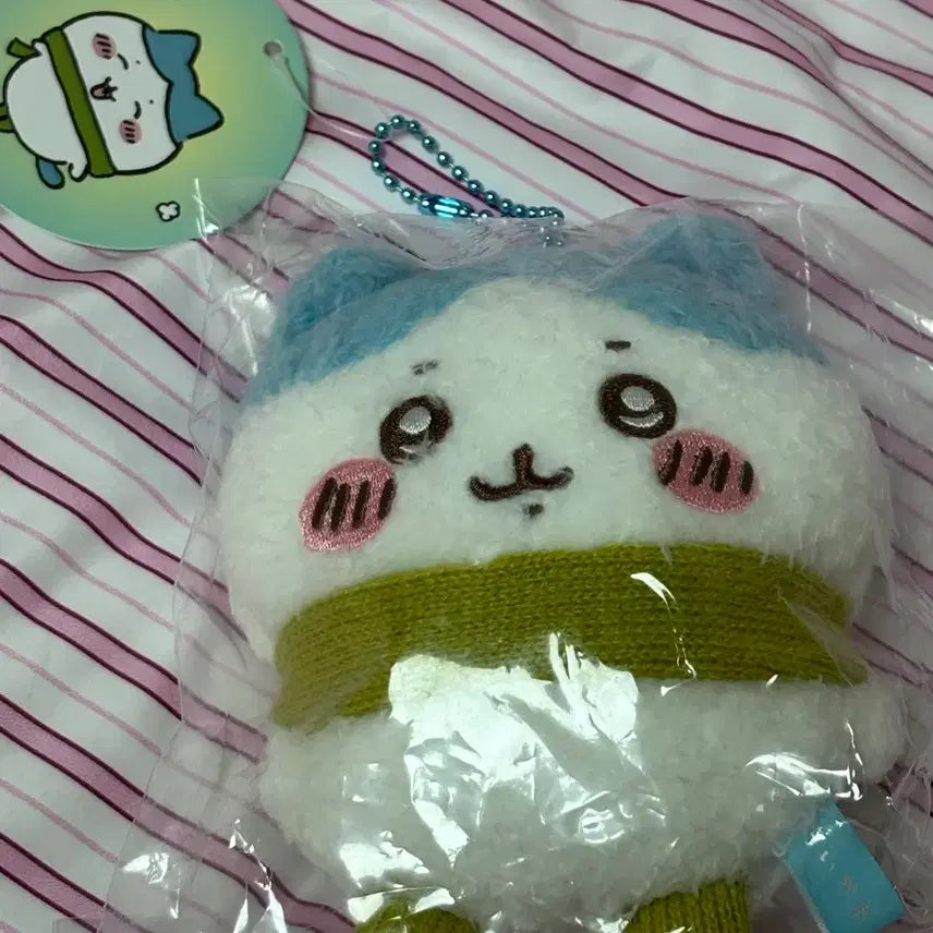 [BUNJANG] Chiikawa Hachiware Winter Scarf Mascot Doll Keychain / 치이카와 하치와레 겨울 목도리 마스코트 인형 키링