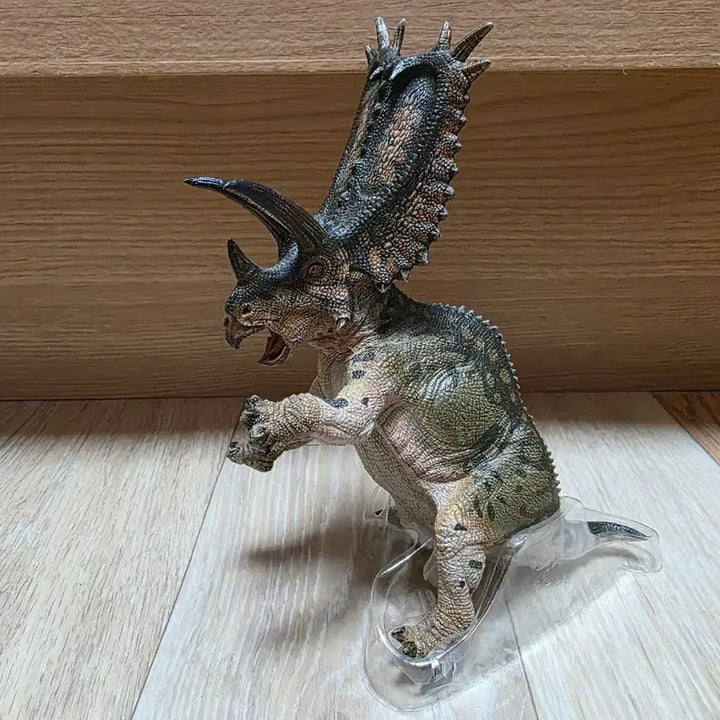 [BUNJANG] Papo Pentaceratops Dinosaur Figure / 파포(papo) 펜타케라톱스