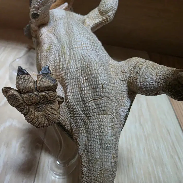 [BUNJANG] Papo Pentaceratops Dinosaur Figure / 파포(papo) 펜타케라톱스