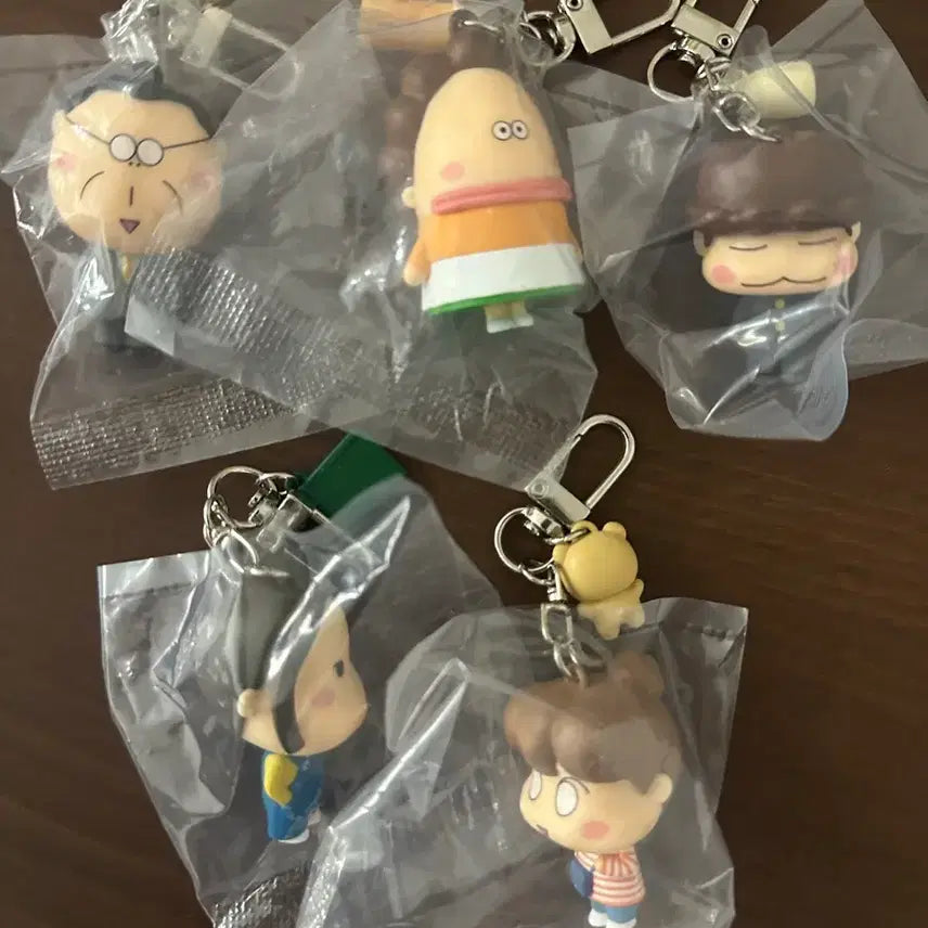 [BUNJANG] Atta Mama Random Keychain Bundle Set (Dong Dong, Ari, Mom, Dad, Sun Nam) / 일괄)아따맘마 랜덤 키링(동동이,아리,엄마,아빠,선남이)