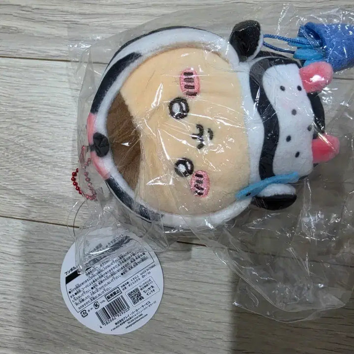[BUNJANG] Chiikawa Kurimanju Penguin Mascot (Sealed) / 치이카와 쿠리만쥬 펭귄 마스코트 미개봉 새상품