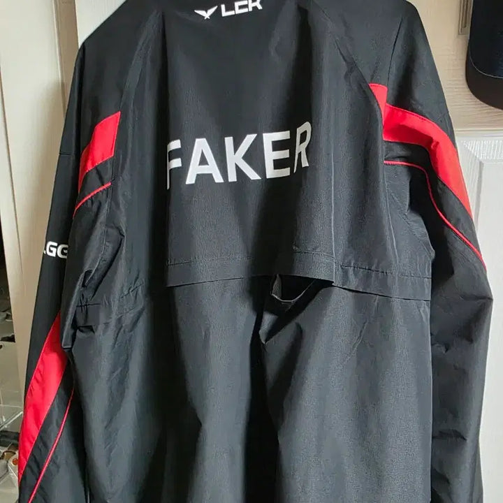 [BUNJANG] T1 2024 LCK Spring Jacket Faker Edition (2XL) / T1 2024 LCK 스프링 자켓 페이커 마킹 팝니다(2XL)