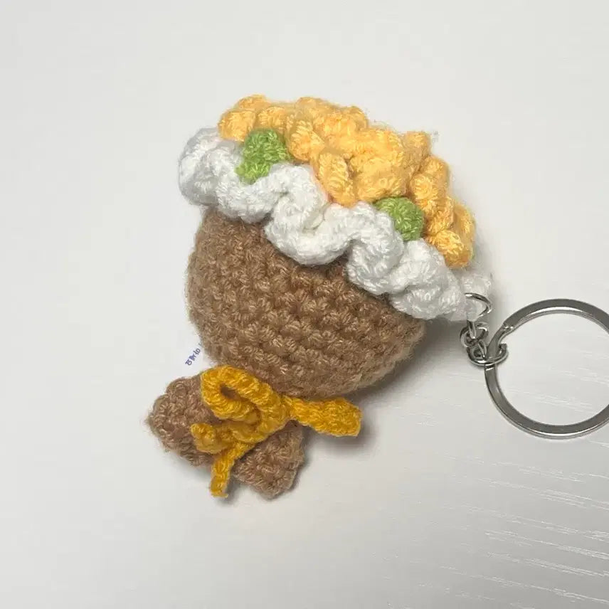 [BUNJANG] Yellow Flower Bouquet Keyring / 옐로우 꽃다발 키링 새상품