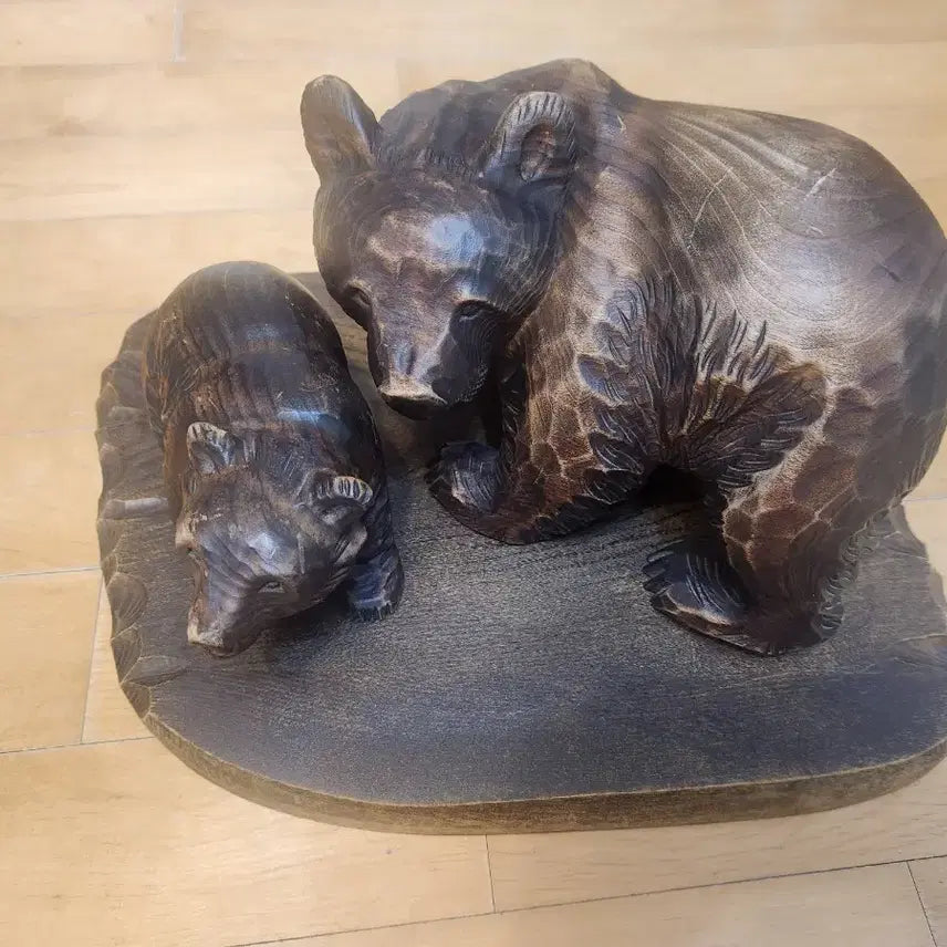 [BUNJANG] Hand-Carved Bear Sculpture / 곰 조각상 모자상