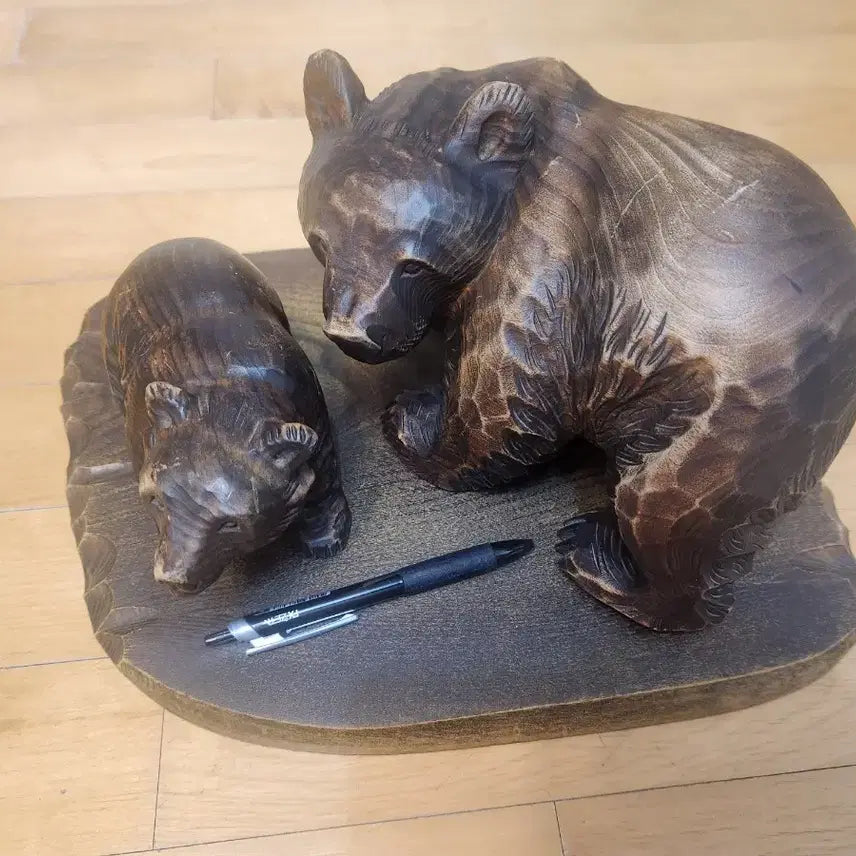 [BUNJANG] Hand-Carved Bear Sculpture / 곰 조각상 모자상