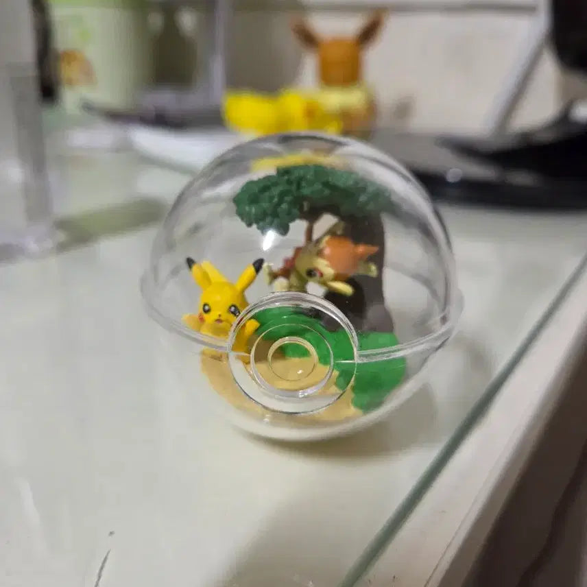 [BUNJANG] Pokemon Pikachu &amp; Chimchar Terrarium / 포켓몬 피카츄&amp;불꽃숭이 리멘트 테라리움