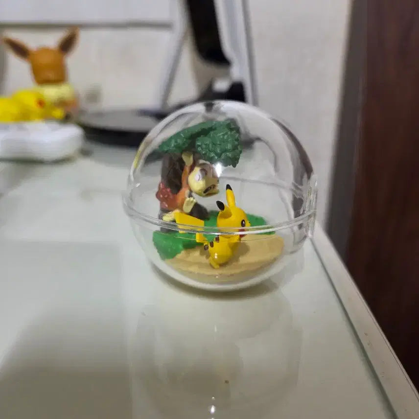 [BUNJANG] Pokemon Pikachu &amp; Chimchar Terrarium / 포켓몬 피카츄&amp;불꽃숭이 리멘트 테라리움