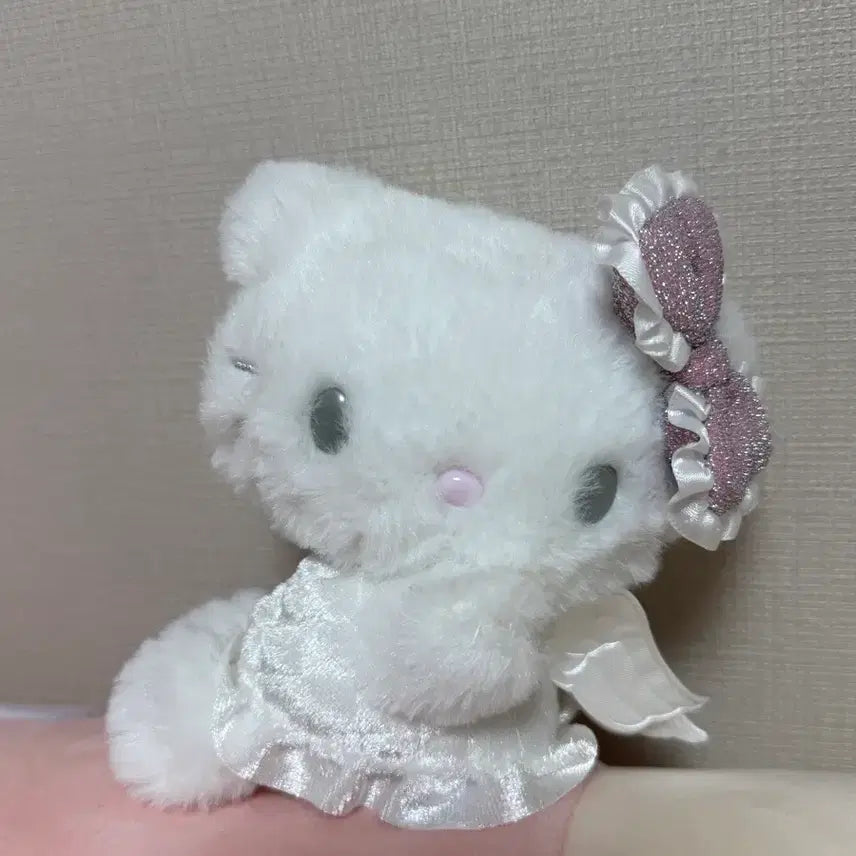 [BUNJANG] Angel Hello Kitty Mascot / 천사 헬로키티 마스코트