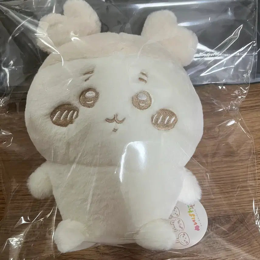 [BUNJANG] Chiikawa Milk Parade Plush Doll - Kani / 치이카와 밀크 퍼레이드 누이인형 카니