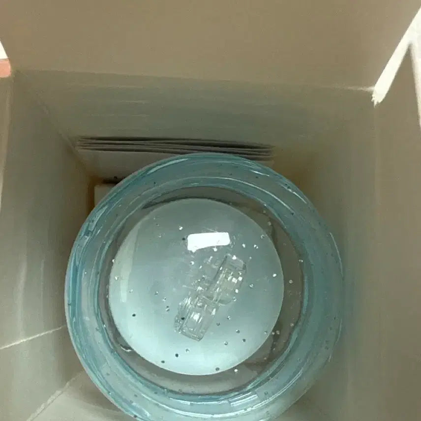 [BUNJANG] Lee Changsub Lightstick Keychain / 이창섭 응원봉 키링 판매합니다!!