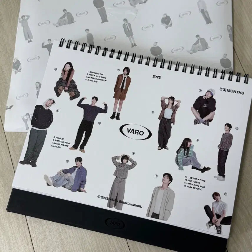 [BUNJANG] 2025 Baro Entertainment Calendar / 2025 바로엔터테인먼트 달력 새상품
