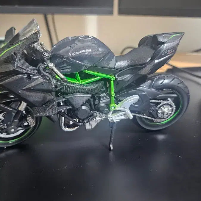[BUNJANG] Kawasaki Ninja H2R Model Figure / 가와사키 닌자 H2R 피규어팝니다