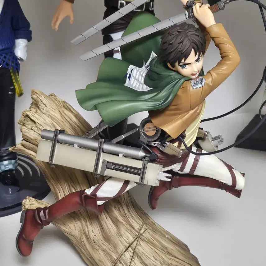 [BUNJANG] Attack on Titan Eren Yeager Kotobukiya Scale Figure / 진격의 거인 에렌 예거 코토부키야 스케일 피규어 | 굿즈 미소년 진격거